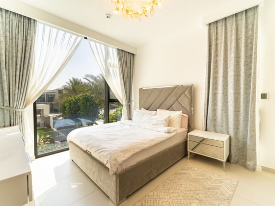 Corner Unit| Premium Upgraded| Vacant on Transfer, picture 8