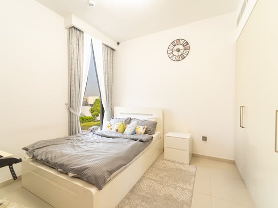 Corner Unit| Premium Upgraded| Vacant on Transfer, picture 9