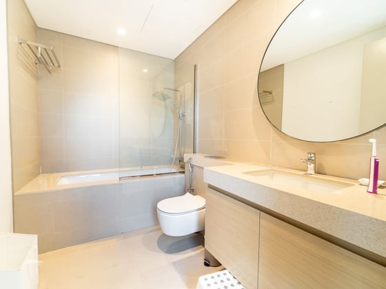 Corner Unit| Premium Upgraded| Vacant on Transfer, picture 13