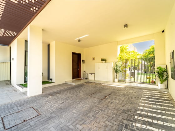 Corner Unit| Premium Upgraded| Vacant on Transfer, picture 2