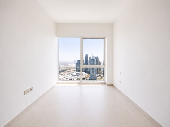 Burj Khalifa & Fountain View | Bright & Spacious, picture 13