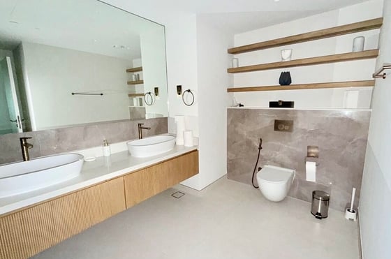 Premium Upgraded | Fully Furnished | Sea View, picture 25