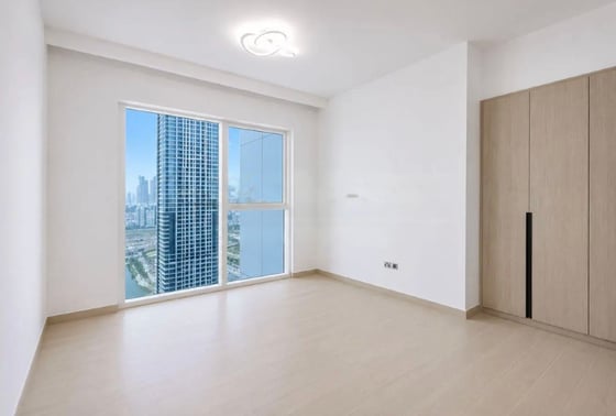 BELOW OP | FULL LAKE VIEW | BRAND NEW | VACANT, picture 8