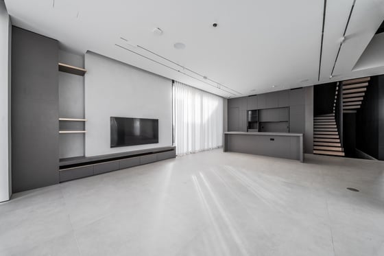 Finished Luxury Home Setting New Standards, picture 6