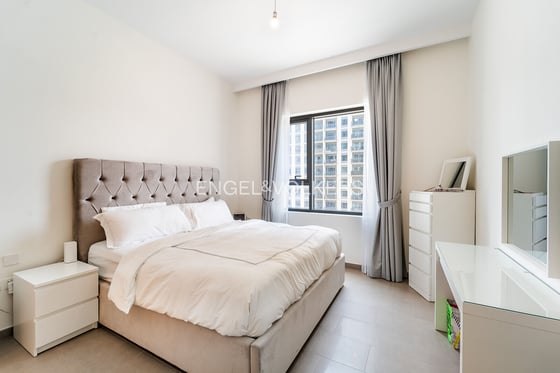 Community View | High Floor | Vacant Now, picture 11