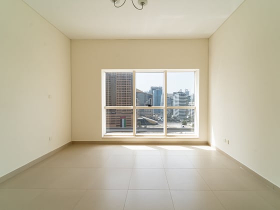 Spacious Layout | Vacant | Investment Deal, picture 11