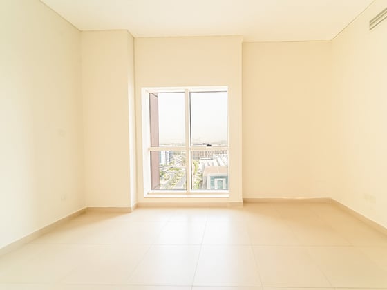Spacious Layout | Vacant | Investment Deal, picture 11