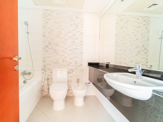 Spacious Layout | Vacant | Investment Deal, picture 13