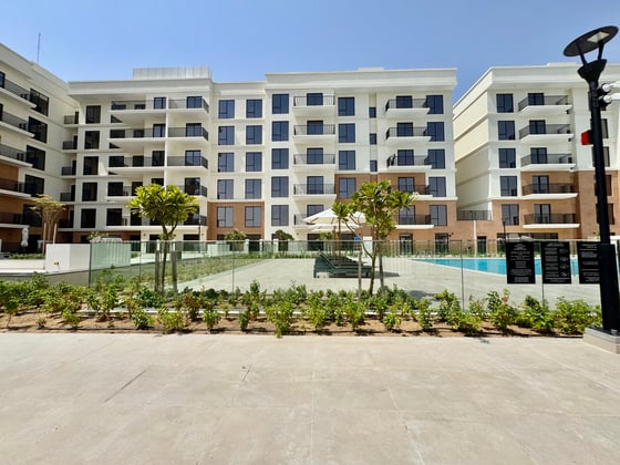 Handed Over | Available | Brand New | G + 1, picture 19