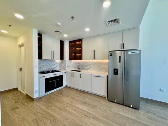 Handed Over | Available | Brand New | G + 1, picture 5