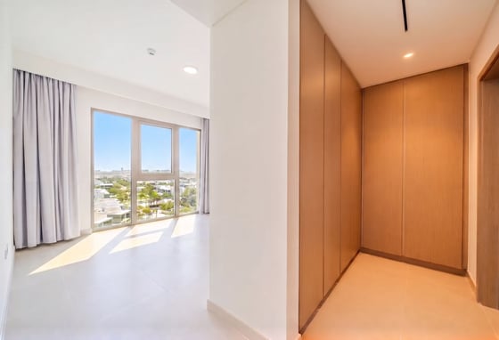 Vacant | Brand New | Spacious Unit......, picture 7