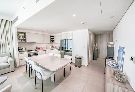 Elegant Corner Unit | High Floor | Vacant on Transfer, picture 5