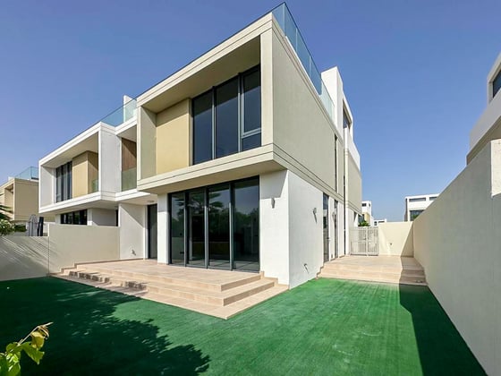Elegant Modern Villa in Dubai Hills, picture 1
