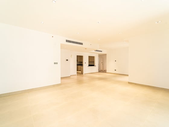 Vacant | Low Floor | Upgraded..........., picture 6