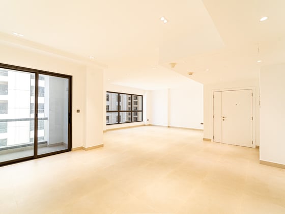 Vacant | Low Floor | Upgraded..........., picture 2