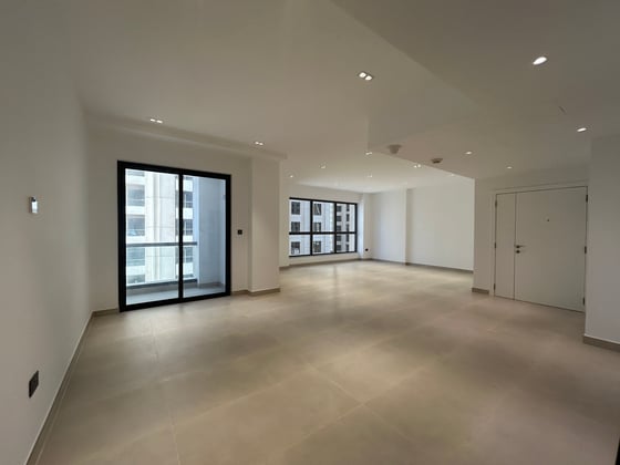 Vacant | Low Floor | Upgraded..........., picture 4