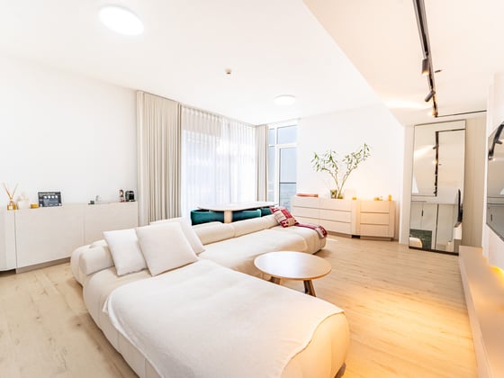 Premium Apartment | Luxury Furniture | Upgraded, picture 1