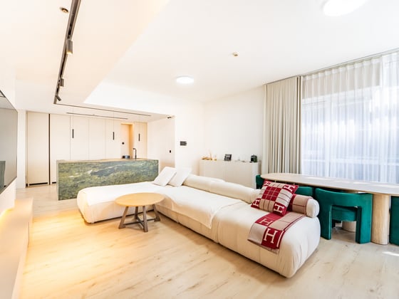 Premium Apartment | Luxury Furniture | Upgraded, picture 3