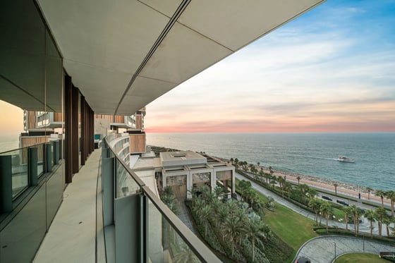 2-bedroom duplex for sale in Atlantis The Royal Residences, picture 3