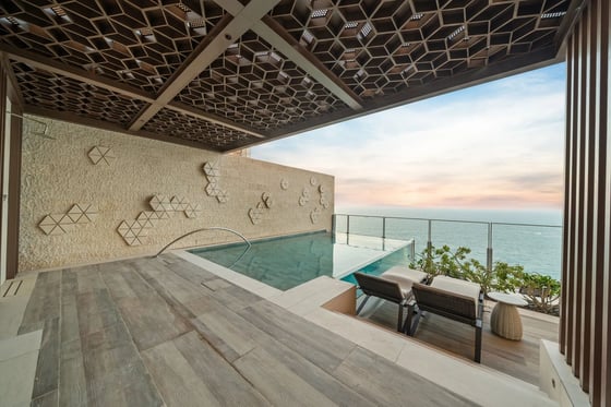 2-bedroom duplex for sale in Atlantis The Royal Residences, picture 2