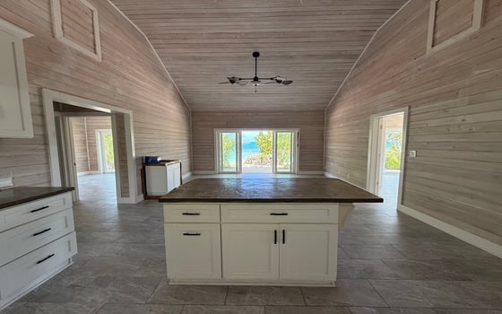 Beachfront Home on 9.1 Acre Estate. - MLS 67503, picture 6