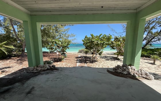 Beachfront Home on 9.1 Acre Estate. - MLS 67503, picture 12