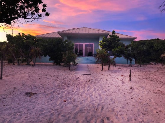 Beachfront Home on 9.1 Acre Estate. - MLS 67503, picture 13