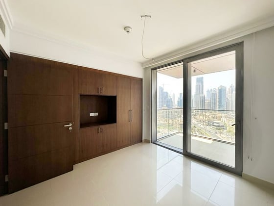Burj Khalifa-Fountain View | Unfurnished | Vacant, picture 9
