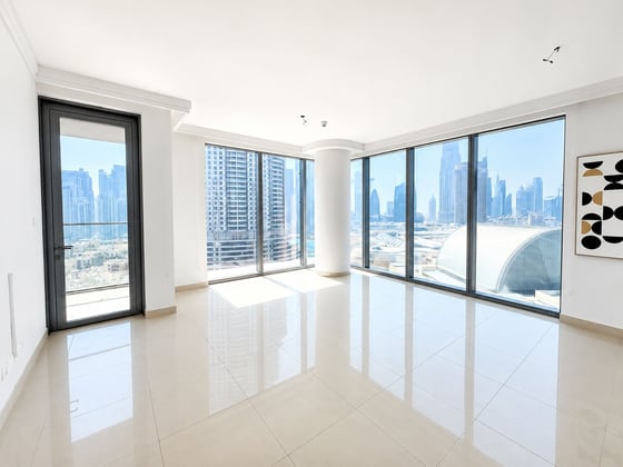 Burj Khalifa-Fountain View | Unfurnished | Vacant, picture 2
