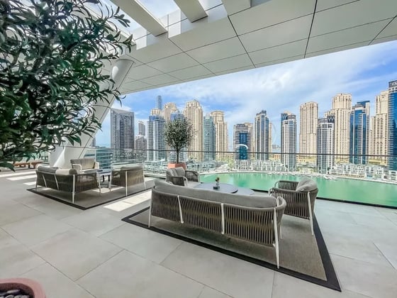 Luxury Living | Fully Upgraded | Full Marina View, picture 8