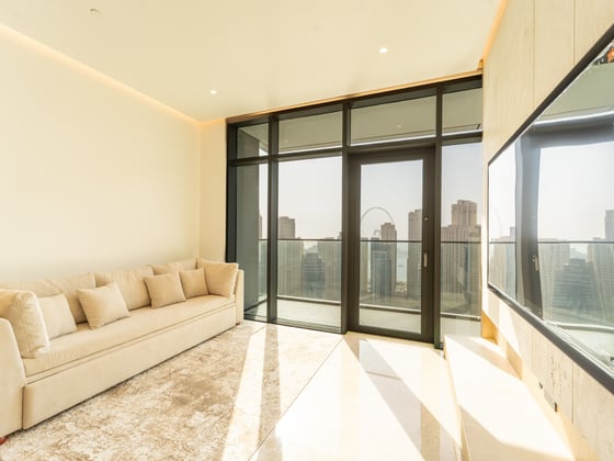 Luxury Living | Fully Upgraded | Full Marina View, picture 9