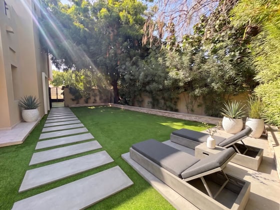 Corner Plot | Landscaped | Single Row..., picture 2