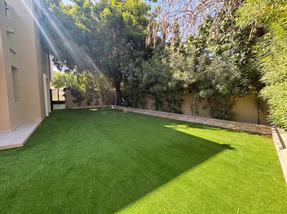 Corner Plot | Landscaped | Single Row..., picture 10