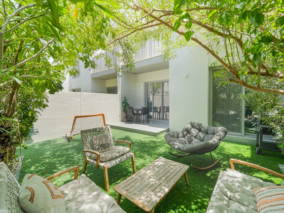 Rare Large Plot| Quiet Location|Vacant on Transfer, picture 1