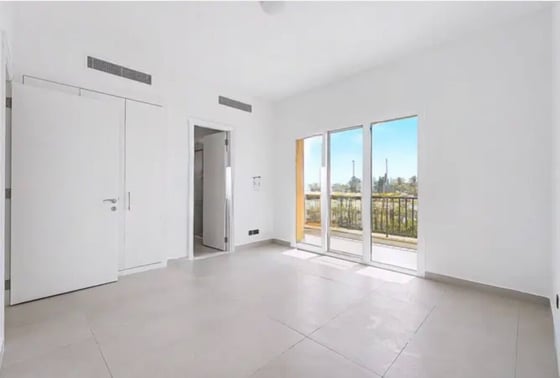 Walk To Park | Single Row | Fully Upgraded, picture 9