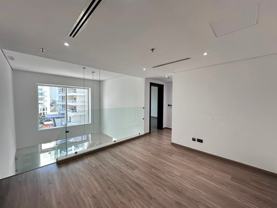 Corner Unit | Double Lake & Community View, picture 11