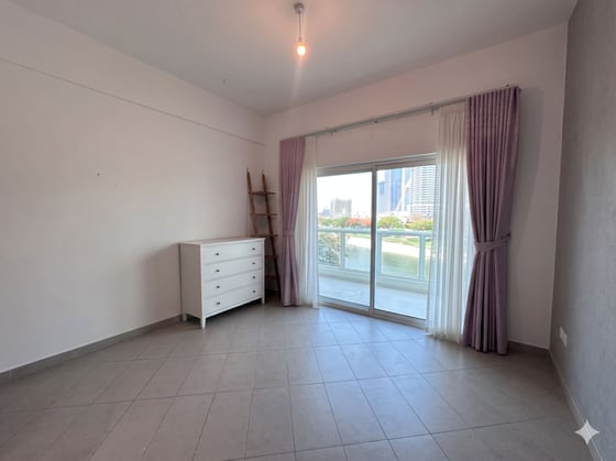 Corner Unit | Grand Living | Lake Views., picture 7