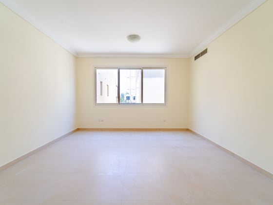 Available Now | Maid's Room | Shared Pool, picture 12