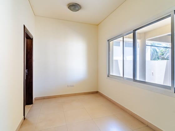 Available Now | Maid's Room | Shared Pool, picture 5