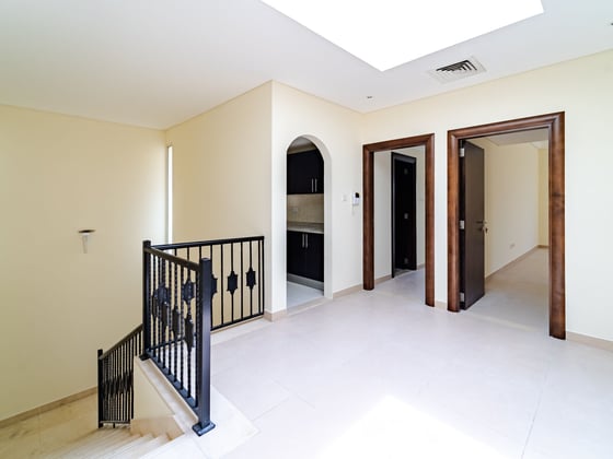 Available Now | Maid's Room | Shared Pool, picture 8
