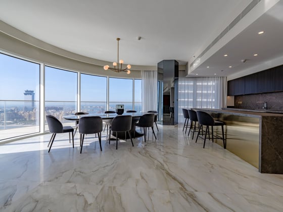 Luxurious Custom-Built Waterfront Penthouse, picture 9