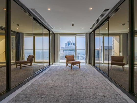 Luxurious Custom-Built Waterfront Penthouse, picture 20