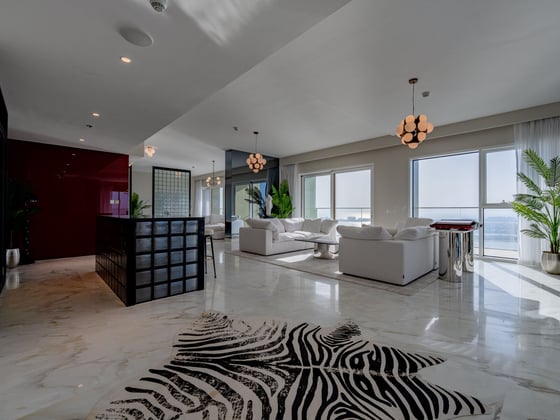 Luxurious Custom-Built Waterfront Penthouse, picture 10
