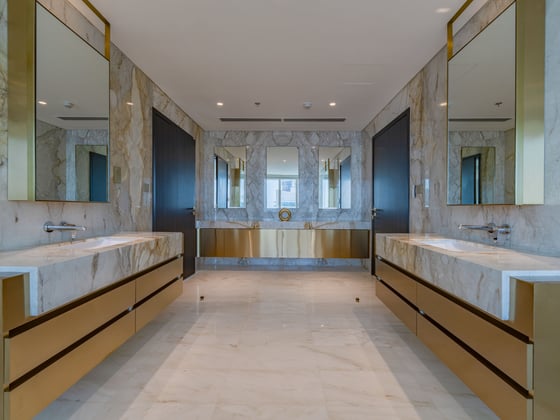 Luxurious Custom-Built Waterfront Penthouse, picture 23