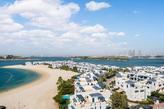 Fully Upgraded | Burj Al Arab & Sea View | Vacant, picture 1