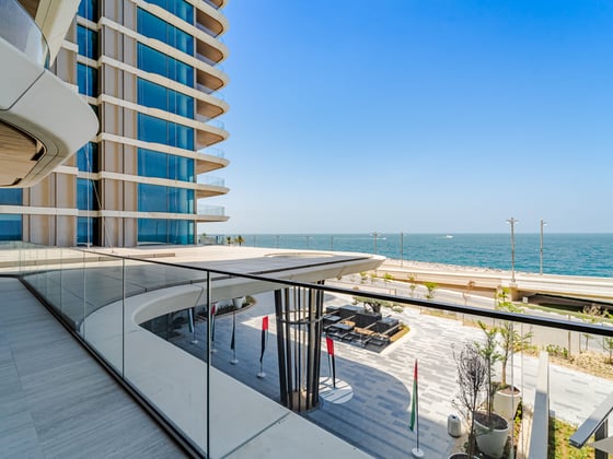 Luxury Living | Beach Front | Corner Unit, picture 1