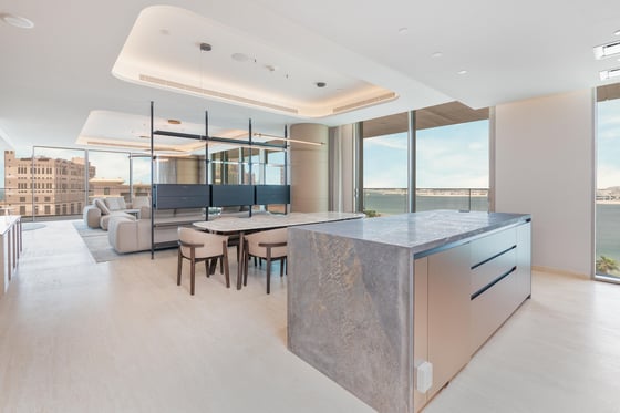 Ultra Luxury Residence | Panoramic Palm Views, picture 13