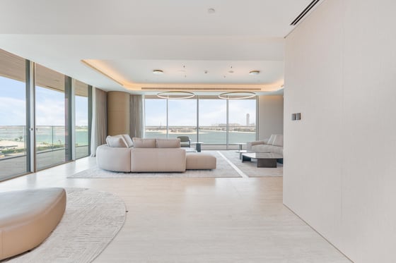Ultra Luxury Residence | Panoramic Palm Views, picture 5