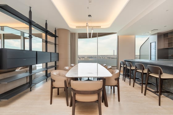 Panoramic Views | Luxury Living | Spacious, picture 6