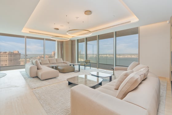 Panoramic Views | Luxury Living | Spacious, picture 3